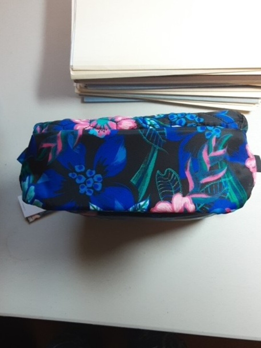 NWT Lug Ranger 2 Floral Quilted Cross Body - Black with Blue & Pink Flowers - Picture 6 of 10